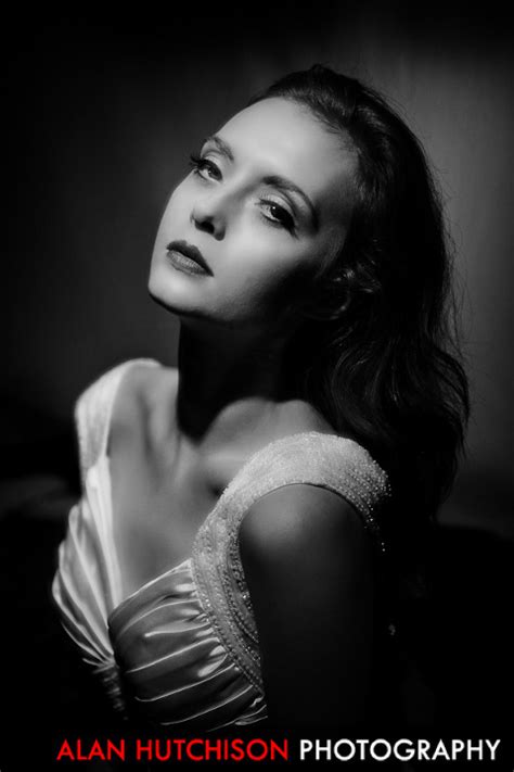 Hollywood Portrait Lighting Achieving The Iconic Hollywood 40s And
