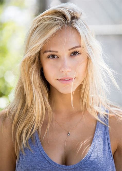 The Sizzling Alexis Ren Nike Shoot That You Need To See Photos The