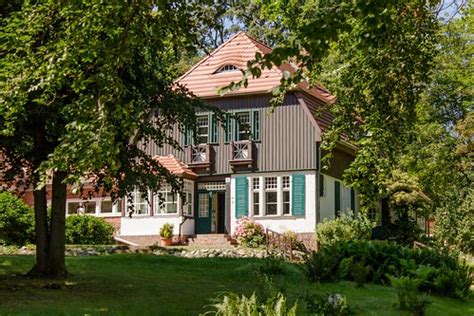 Der dichter und literaturnobelpreisträger gerhart hauptmann besuchte die insel 1885 zum ersten mal. Gerhart-Hauptmann-Haus auf Hiddensee | Moskitomaniac | Flickr