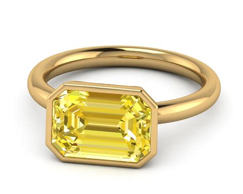 18k Yellow Gold Emerald Cut Bezel Set Ring