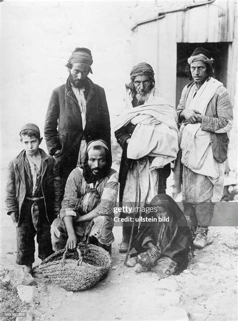 Group Of Yemenite Jews Probably In The 1910s News Photo Getty Images