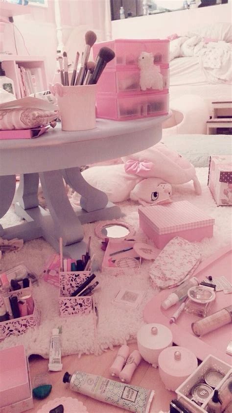 Tout Rose Pink Life Makeup Room Just Girly Things Pink Things