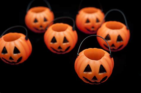 Image Of Group Of Orange Pumpkin Jack O Lanterns Creepyhalloweenimages