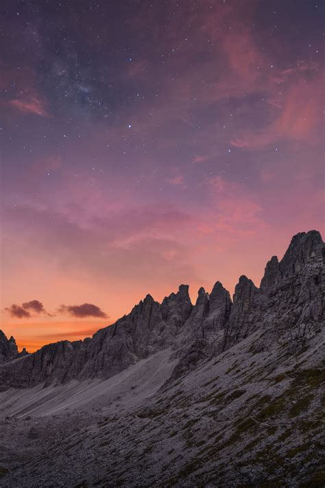 Early Sunrise Over The Italian Dolomites In 2020 Cool Landscapes
