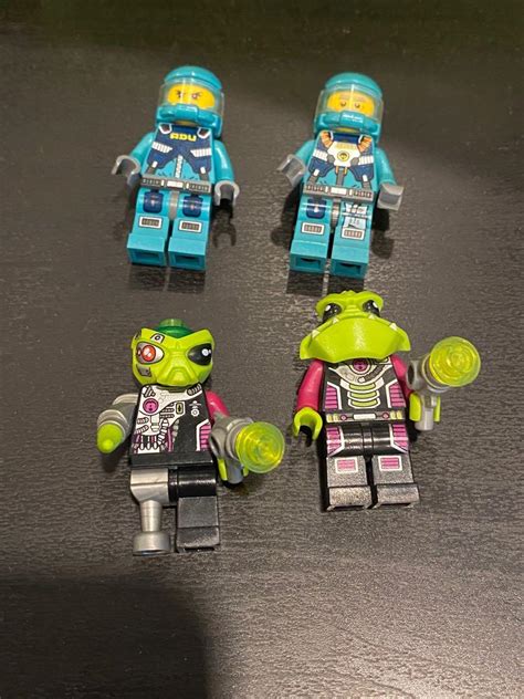 Lego Alien Conquest Minifig Bundle Hobbies And Toys Toys And Games On