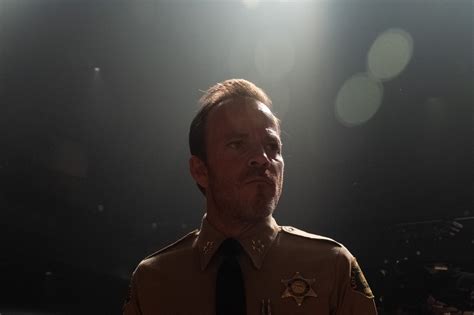 Deputy Stephen Dorff In Una Scena 527012 Movieplayerit