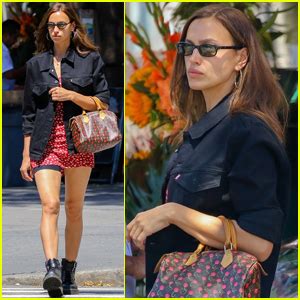 Irina Shayk Shows Off Her Toned Legs While Out In NYC Irina Shayk
