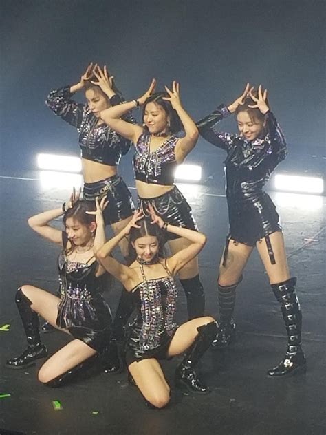 200117 Itzy La Showcase The Novo In The Beginning Of The Concert My