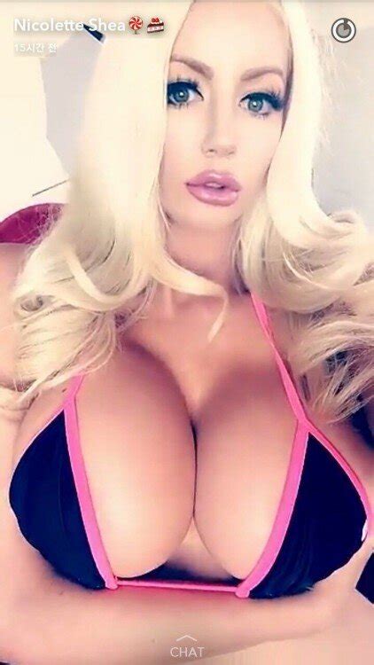 Busty Blonde Pornstar Nicolette Shea Shows Off Her Elperverto