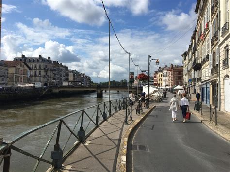 Biarritz is located in france at the the total straight line distance between biarritz and bayonne is 6 km (kilometers) and 70.83 meters. Visiting Bayonne and Biarritz: Two Basque Cities in France - MY Travel BF