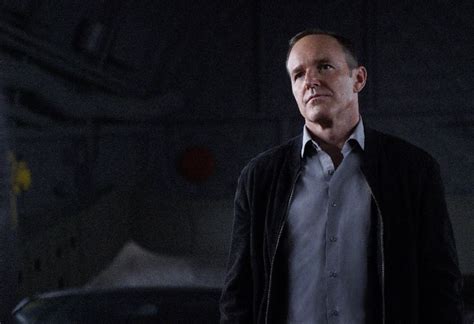 It has been said truthfully that it is the soldier, not the reporter, who has given. Pin de The Histories of my Heart em Agents of SHIELD | Agentes da shield