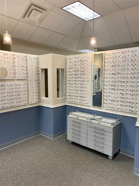 Eye to eye care center have optometrists who can examine, diagnose, treat, and manage diseases, injuries. Pictures - Metayer Family Eye Care