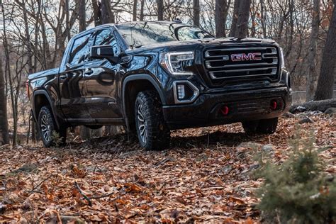 The 2019 Gmc Sierra At4 Capably Handles Mild Off Roading Challenges Cnet