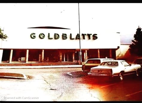 Vanished Chicagoland On Twitter Here Is A 1970s Photo Of Goldblatts