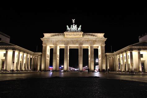 Snapshot Brandenburger Tor The Brandenburg Gate At Night Andberlin