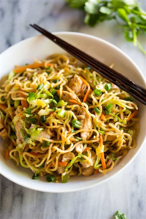 Easy Chicken Chow Mein Recipecooker