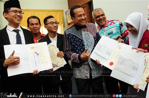 568 ribu dapat bantuan diskaun bil elektrik di sarawak sebanyak 25 peratus bermula april sehingga september 2020. SPM 2018: Kerajaan Negeri Tawar Tajaan Biasiswa Kepada ...
