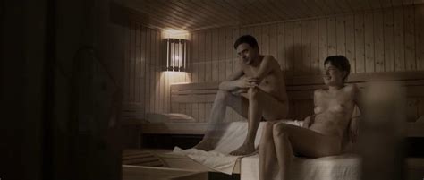 Nude Video Celebs Marie Leuenberger Nude Blitzeis 2011
