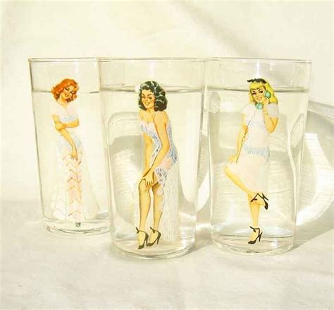 Vintage 60s Pin Up Girl Novelty Cocktail Drinking Glasses
