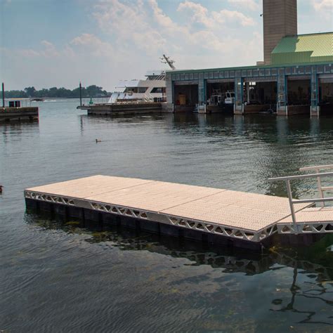 8x24′ Complete Floating Dock Kit Canadadocks