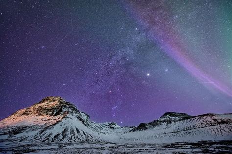 Aurora Borealis And The Milky Way Milky Way Aurora Borealis Aurora