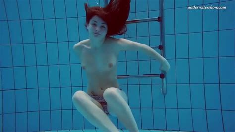 Redhead Hottie Liza Bubarek Undresses Her Swimsuit Underwater Movie From Jizzbunker Com Video Site