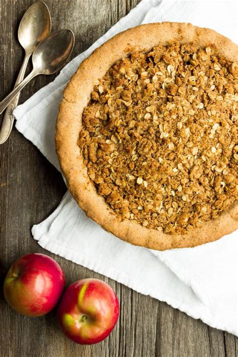 Deep Dish Apple Pie With Crumb Topping Simply Stacie