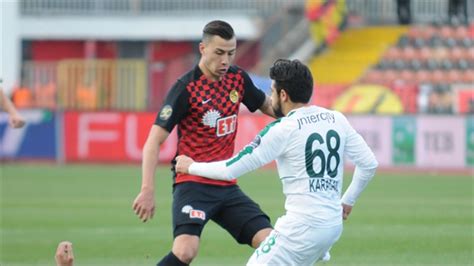 Haftanın açılış maçında eskişehirspor evinde bursaspor ile karşılaşacak. Eskişehirspor-Bursaspor: 0-1