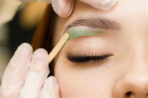 A Few Things You Need To Clarify What Is Eyebrow Waxing Really