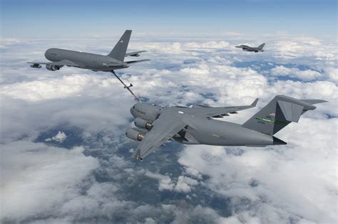 Air Force Boeing Get Over Hurdle As Kc 46 Refuels C 17 Defense Daily