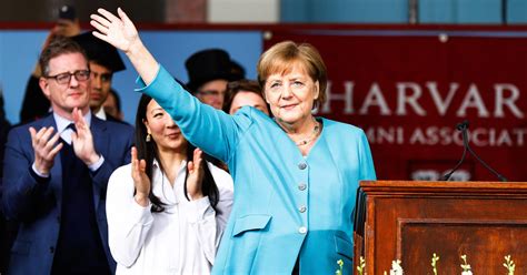 Harvard Angela Merkel Grenzt Sich Bei Rede Scharf Von Donald Trump Ab