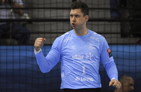Verdens bedste håndboldspiller i 2019, niklas landin, har spillet i bundesligaen. Landin mætti og sá um Flensburg - Handbolti.is