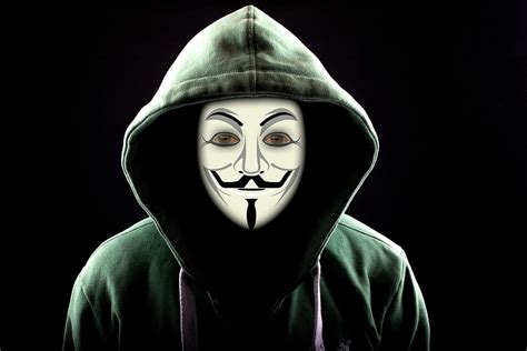Anonymous Hacker 910x607 Wallpaper