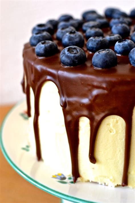 Bloggeburtstag: Schokotorte mit weißer Schokolade Mascarpone Creme | Laura dreams of Cakes ...