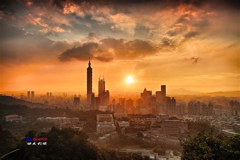 Sdq0395 Taipei 101 Building Sunset In Taiwan Jeff Chiu Flickr
