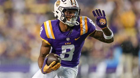 Fantasy Football 2024: Malik Nabers gets selected No. 6 overall, will width=