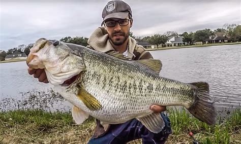 The 10 Biggest Bass Catches Of This Past Year