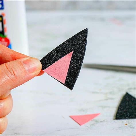 Black Cat Pom Pom Paper Plate Craft For Kids