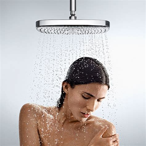 Bad Shower Habits That S Hurting Your Skin