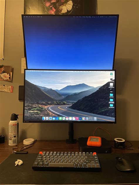 Trying Stacked Monitors For A While Rmacsetups