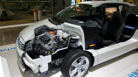 New Technology To Boost Hybrid Car Efficiency By Over 30 Percent