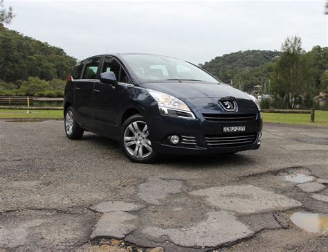 The peugeot 5008 is a car model produced by the french manufacturer peugeot since 2009, in two body style categories: Peugeot 5008 Review - photos | CarAdvice