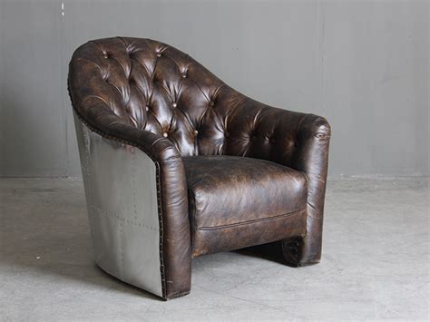 A beautiful antique sofa in raspberry mohair and exquisite carved wood. Single Seater Leather Sofa Vintage Brown Leather Sofa For Restaurant Dining