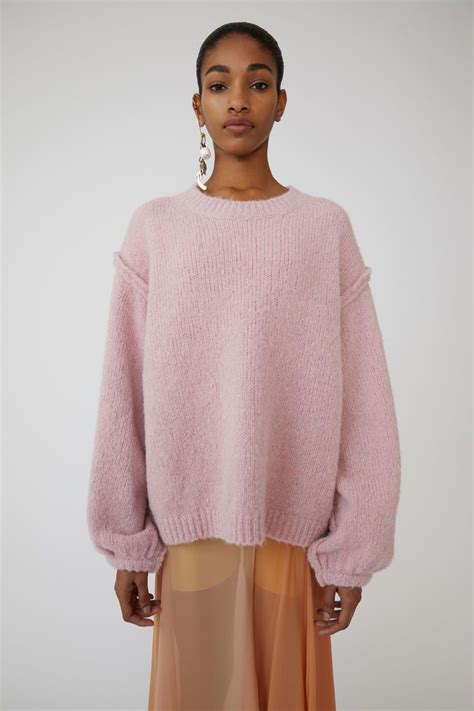 Ready To Wear Fn Wn Knit000086 Pale Pink 1500x 001 Women Outerwear Women Pink Oversized Sweater