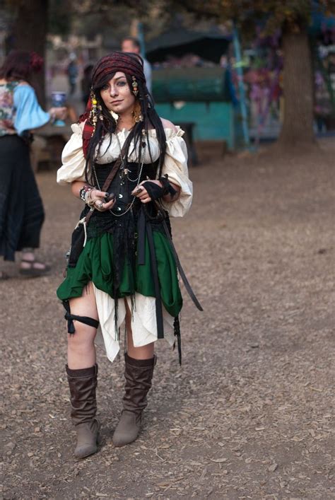 Pirate Lass By Tthor On Deviantart Pirate Woman Renaissance Fair