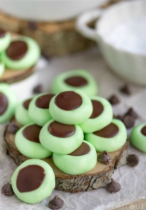 These Chocolate Mint Cream Cheese Buttons Are Perfect For All Occasions