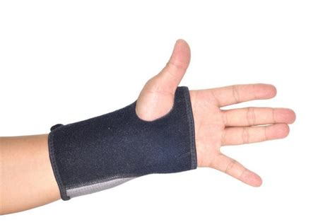 Can Sleeping With Hand Braces Slow Down Muscular Dystrophy