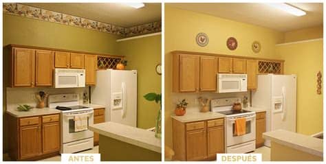 Incorpora un panel protector sobre la cocina de colores, mostrando algún patrón específico o hasta de color metálico. SW » Una Cocina Más Fresca