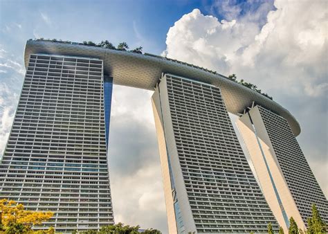 Five Must See Architectural Buildings In Singapore