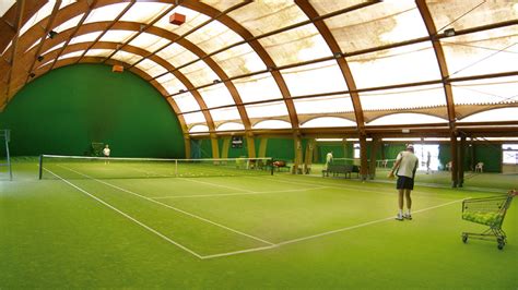 Five indoor courts are heated and available during the winter season. Venice | Tennis Holidays - Jonathan Markson Tennis